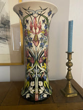 Load image into Gallery viewer, Moorcroft