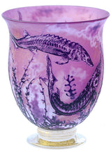Load image into Gallery viewer, The sturgeon cameo vase